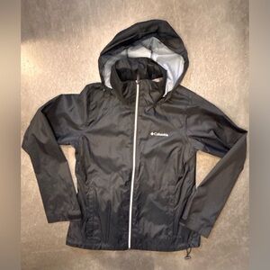 Lightweight rain jacket